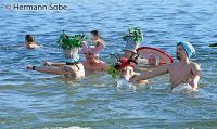 Velden Neujahrschwimmen Im Casino Bad  02   Foto Hermann Sobe